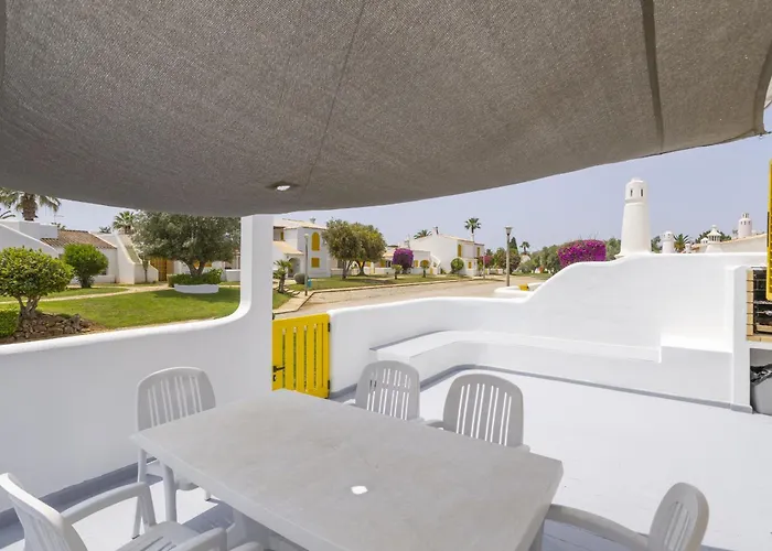 Dom wakacyjny Hopstays Aldeia Do Golfe - House C3 Vilamoura